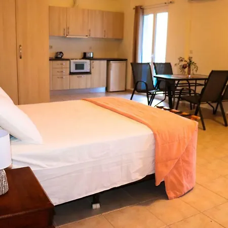 Orizontas & Apart-hotel Svoronata